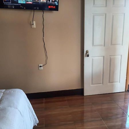 Millennium Apartment Сан Педро Ла Лагуна Екстериор снимка